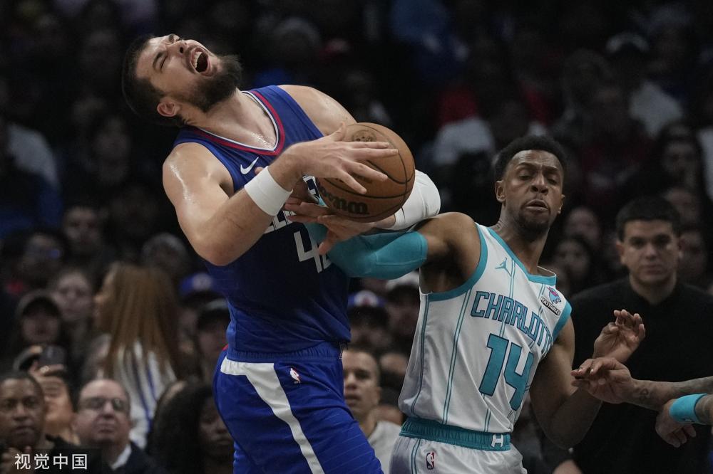 但他依靠穩 但他依靠穩