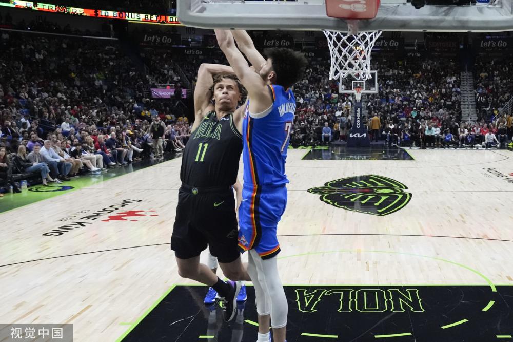 他们在场上 他们在场上